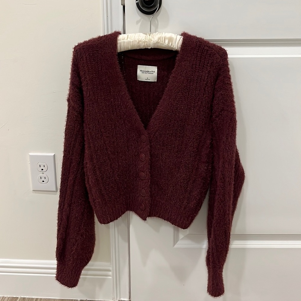 Burgundy Crop cardigan